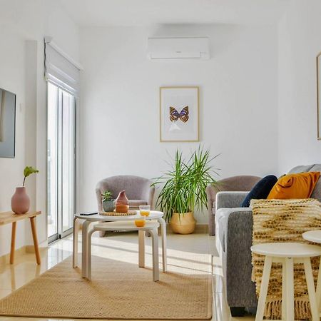 Phaedrus Living: Seaside Luxury Flat Lighthouse 67 Apartment Paphos Ngoại thất bức ảnh