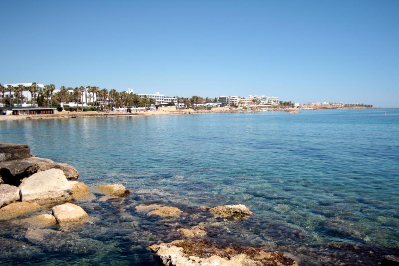 Phaedrus Living: Seaside Luxury Flat Lighthouse 67 Apartment Paphos Ngoại thất bức ảnh